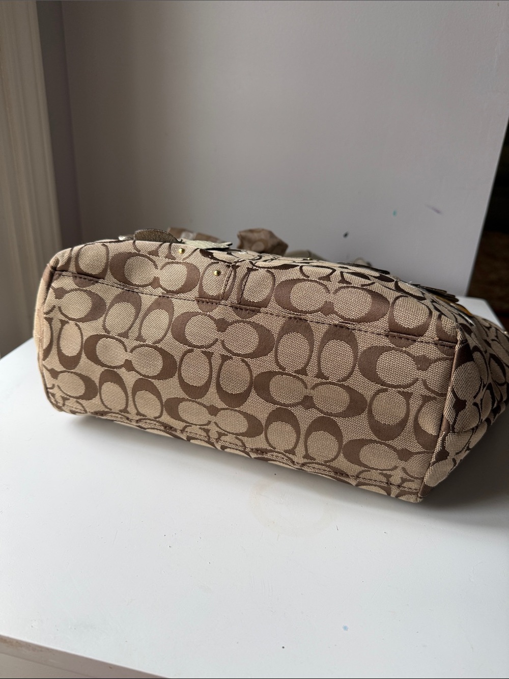 Coach Bleecker Tan Canvas Signature Tote with Floral Appliqués and Gold Handles - Picture 5 of 15